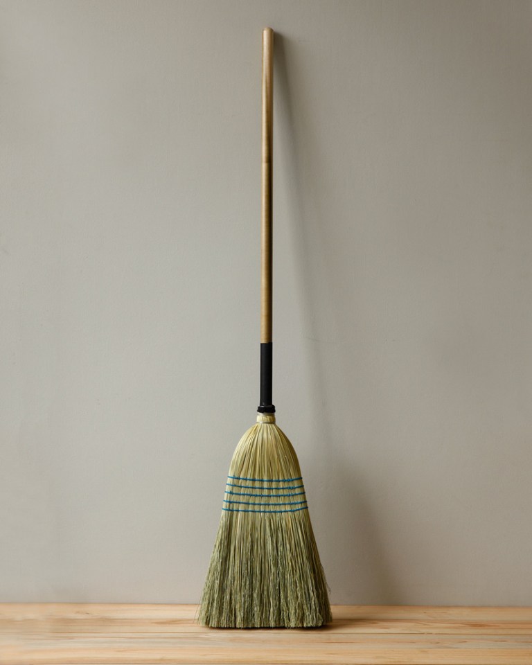 broom