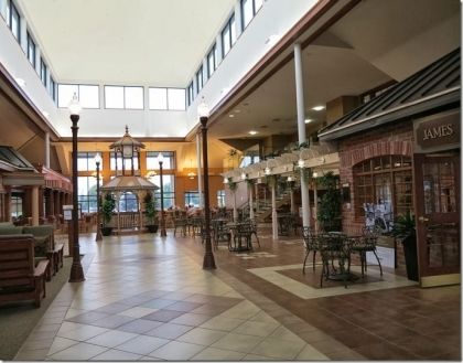 Arbour Trails front entrance