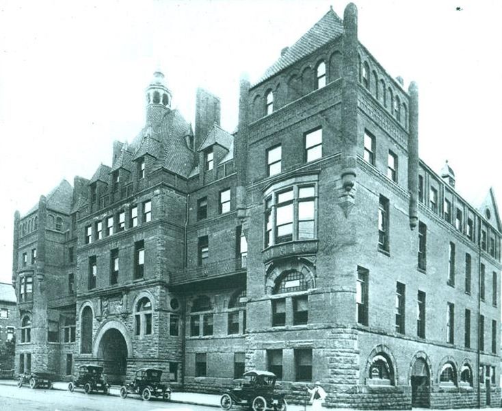 734px-Sick_Children's_Hospital,_Toronto,_Ontario